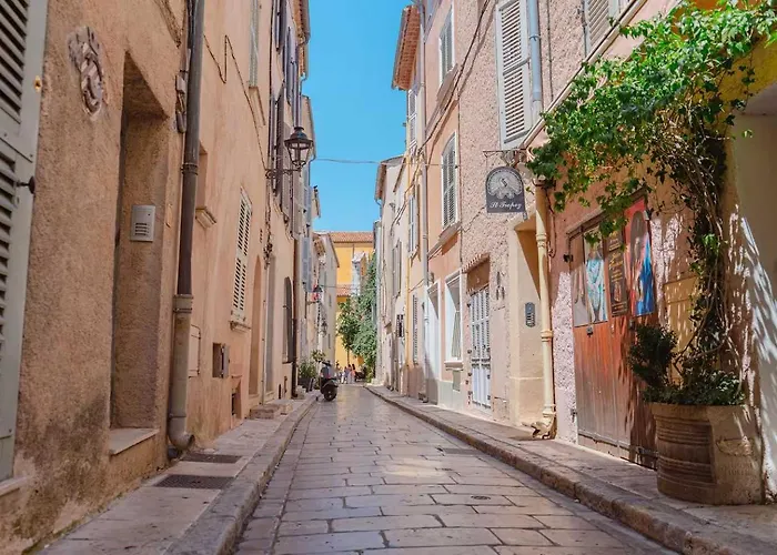 Apartment Les Graniers - Old Village - Shellter Saint-Tropez